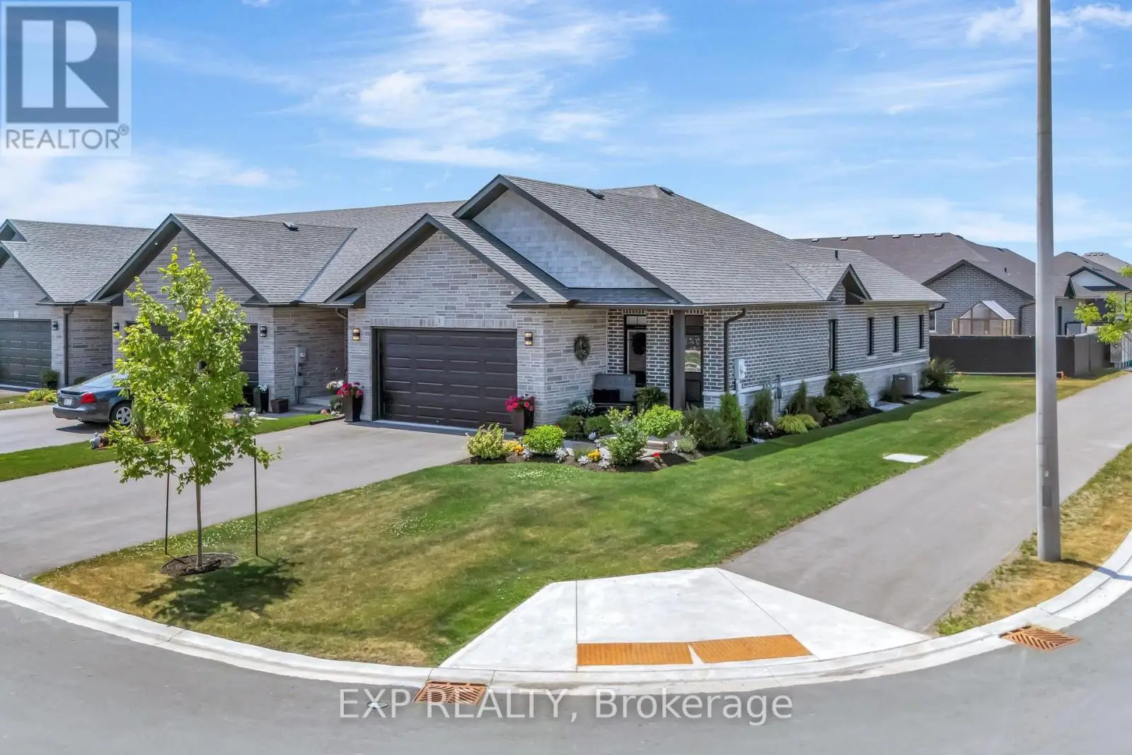 2 Mavety Court, Belleville, Ontario  K8N 0R6 - Photo 1 - X12243558