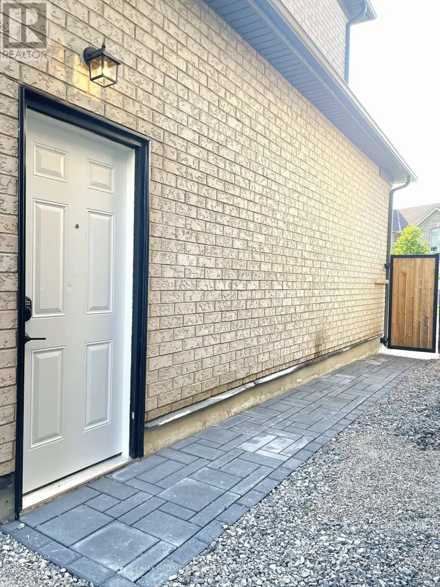 19 Donald Powell Crescent, Clarington, Ontario  L1B 0K8 - Photo 2 - E12243595