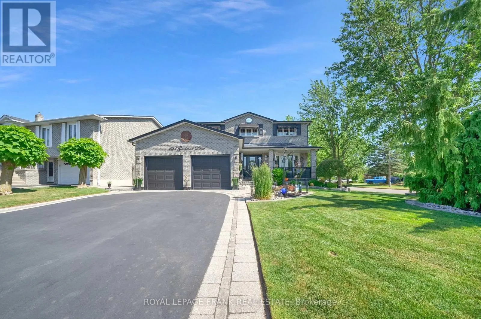 224 Goodman Drive, Oshawa, Ontario  L1J 7V5 - Photo 2 - E12243652