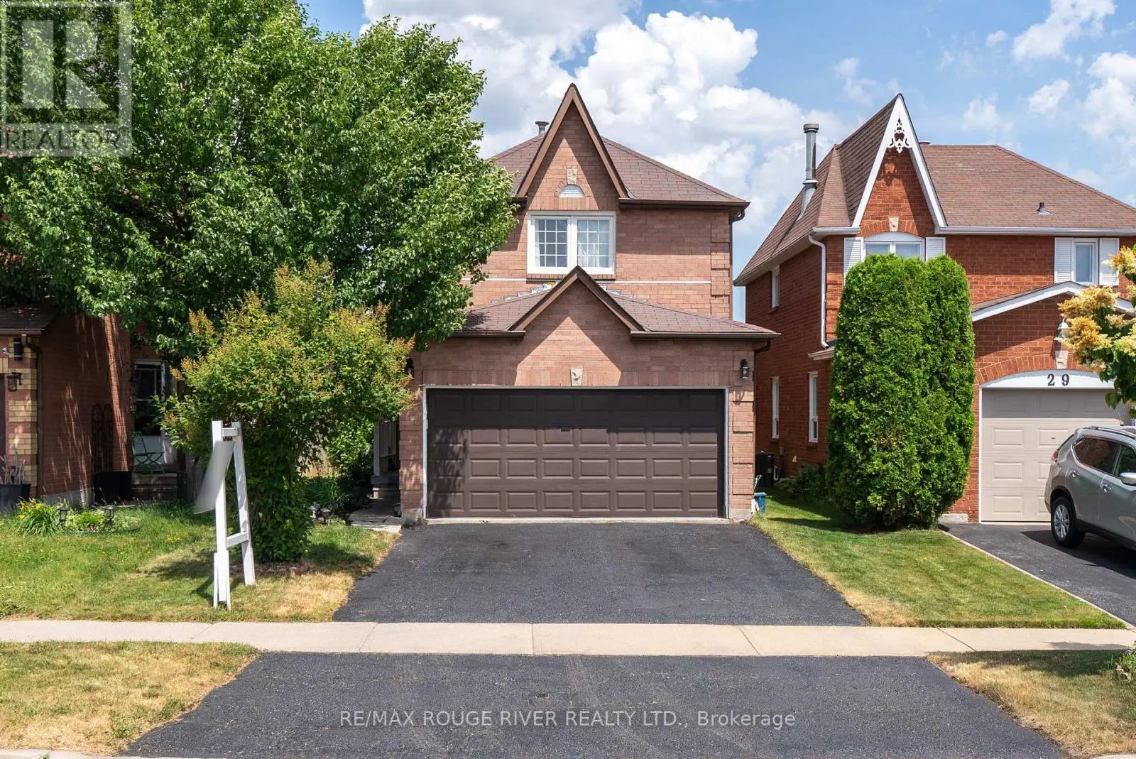 31 SHARP CRESCENT, Ajax, Ontario