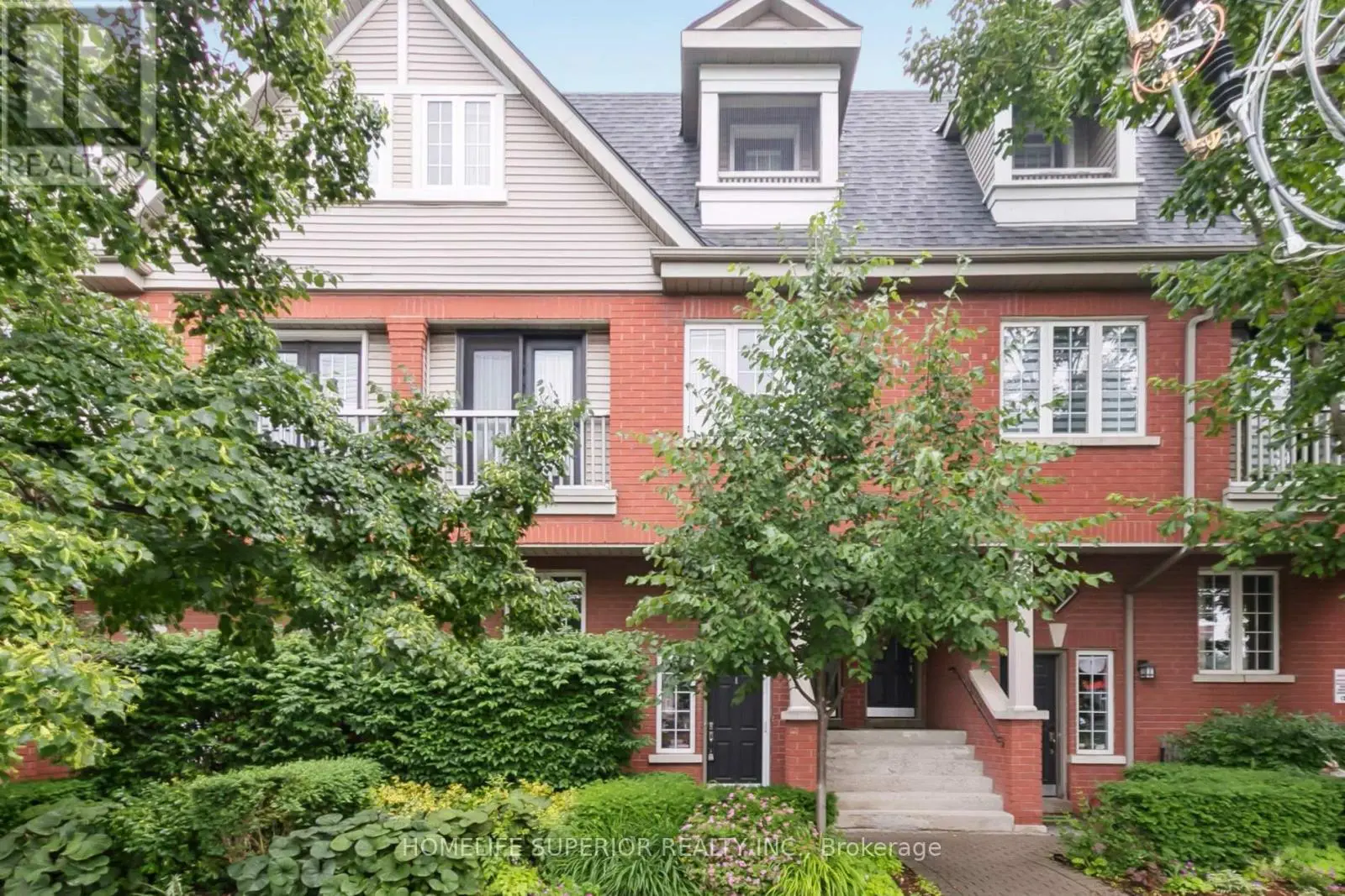 1 - 122 Strachan Avenue, Toronto, Ontario  M6J 3W4 - Photo 1 - C12244227