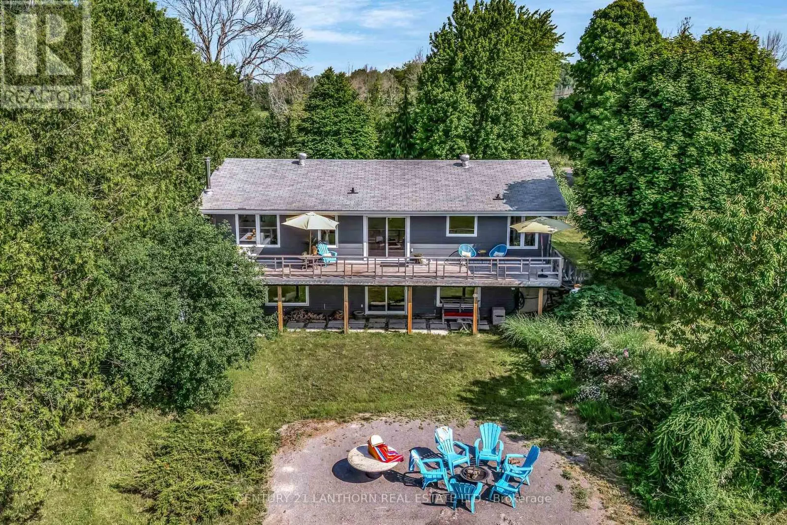 1593 Lakeside Drive, Prince Edward County, Ontario  K0K 1L0 - Photo 2 - X12244137
