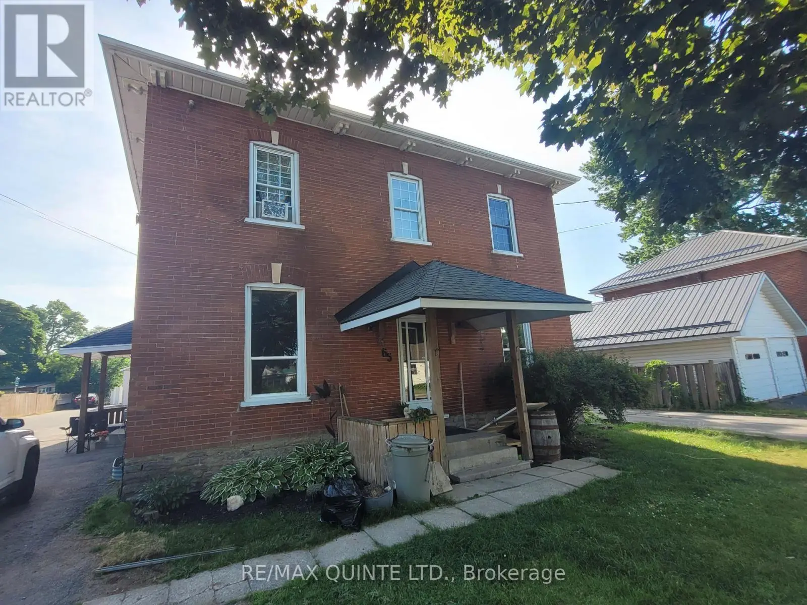 65 Grier Street, Belleville, Ontario  K8P 3A2 - Photo 1 - X12244194