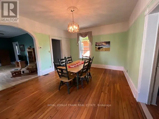 168 Rubidge Street, Peterborough Central, Ontario  K9J 3N7 - Photo 2 - X12244248