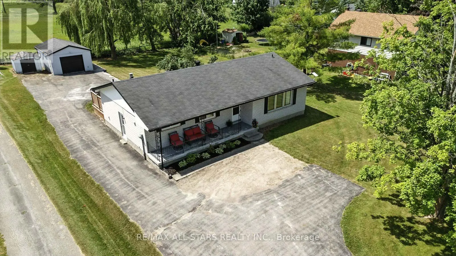 425 Cameron Street E, Brock, Ontario  L0E 1E0 - Photo 1 - N12244403