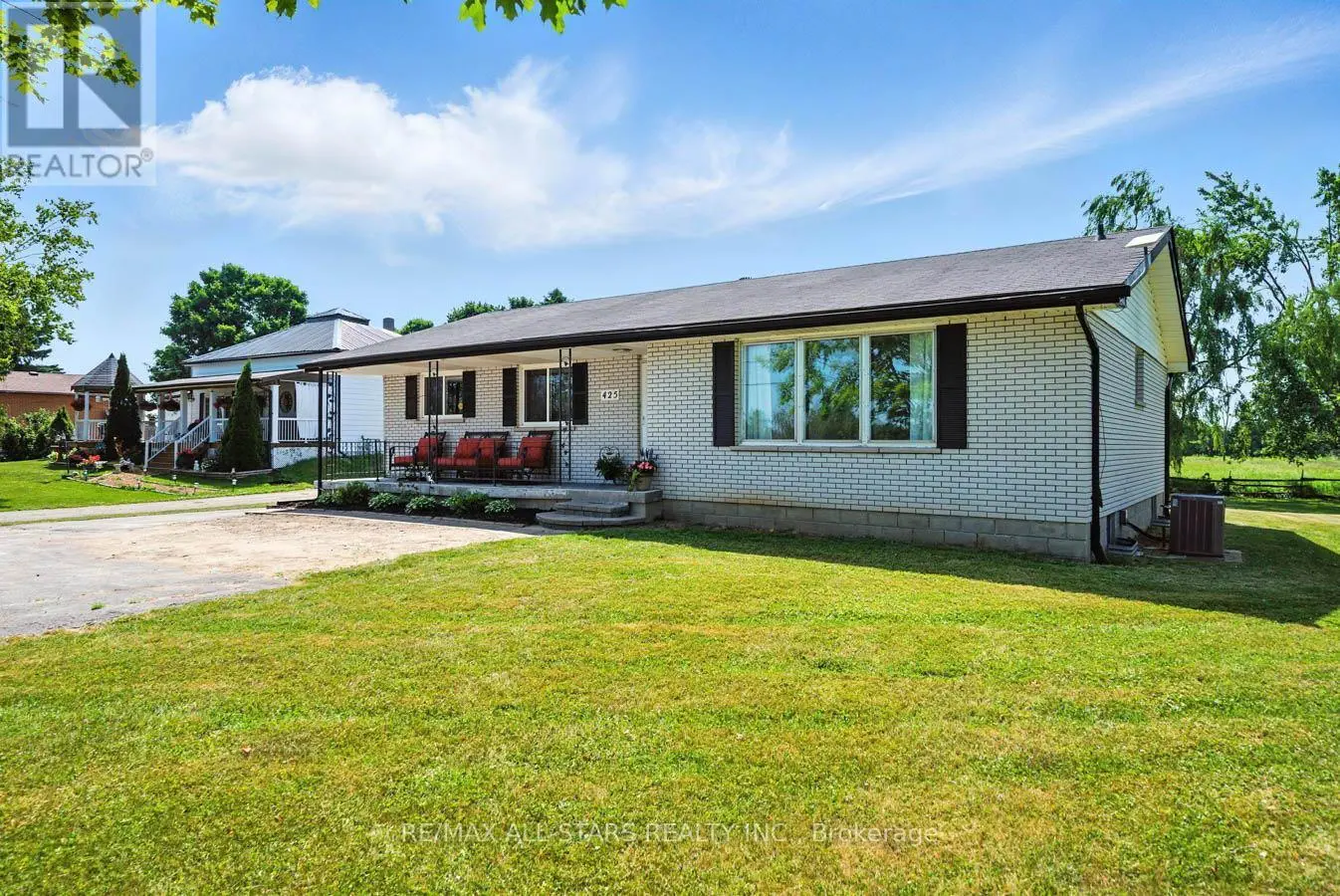 425 Cameron Street E, Brock, Ontario  L0E 1E0 - Photo 3 - N12244403