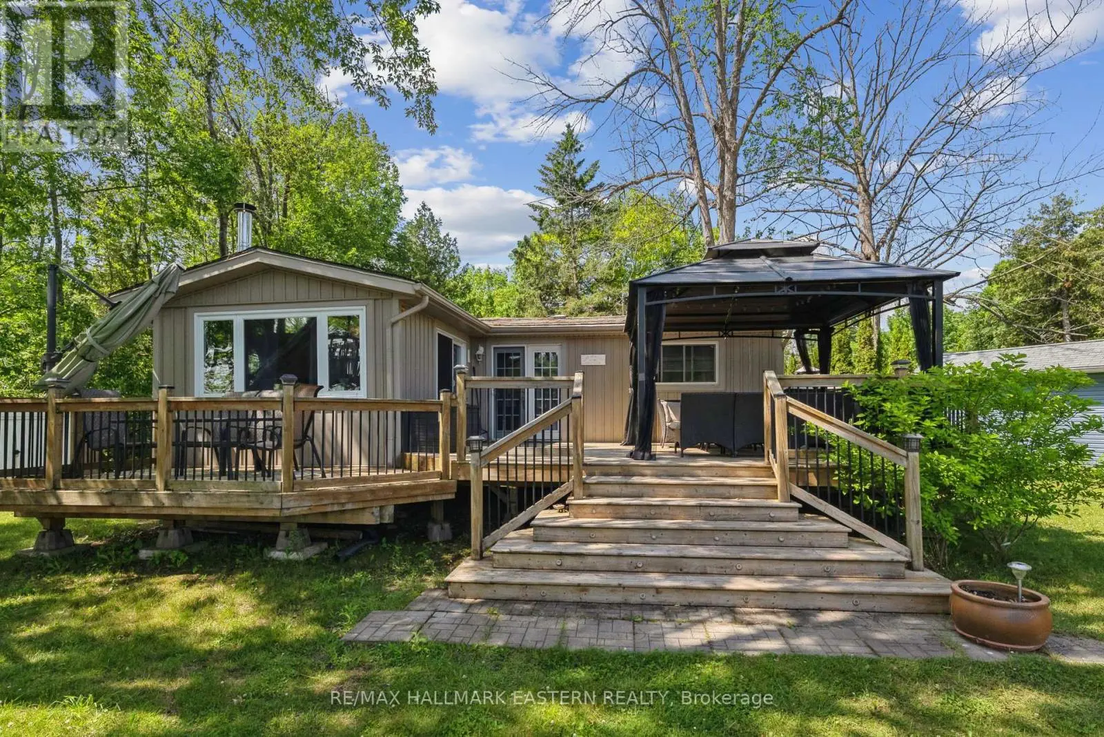 652 Rabbit Run Road, Selwyn, Ontario  K0L 1T0 - Photo 2 - X12244407