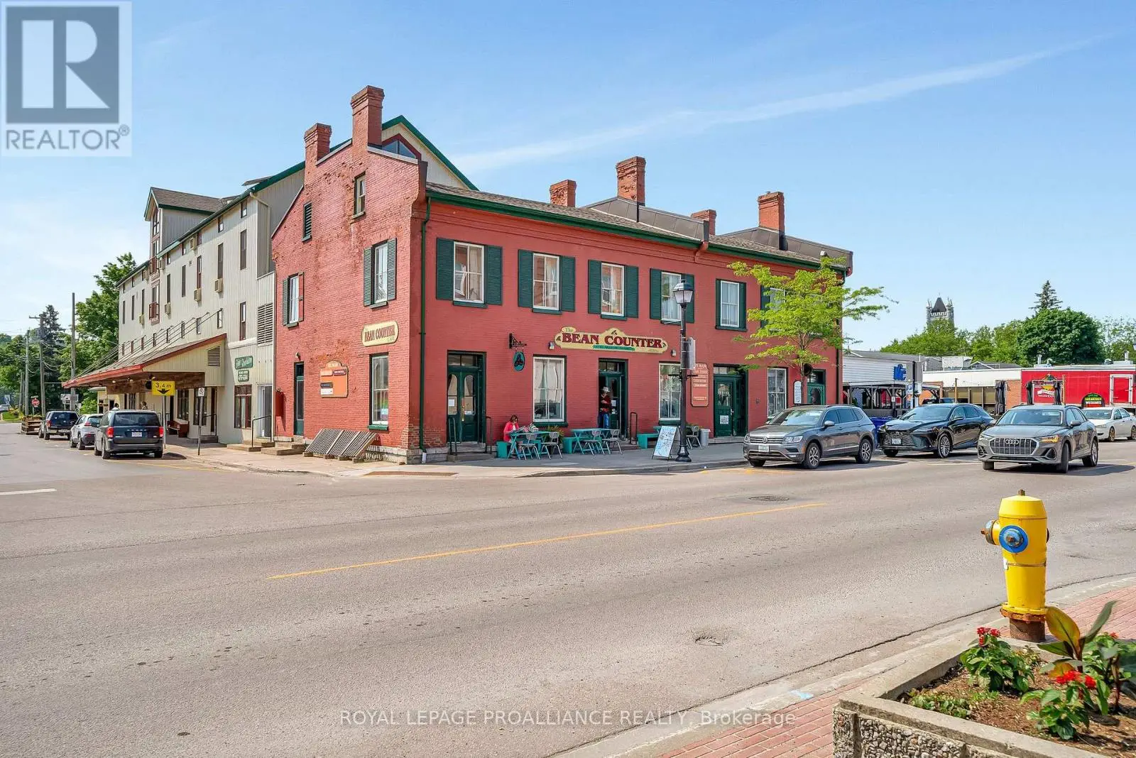 302 - 172 Main Street, Prince Edward County, Ontario  K0K 2T0 - Photo 1 - X12227274