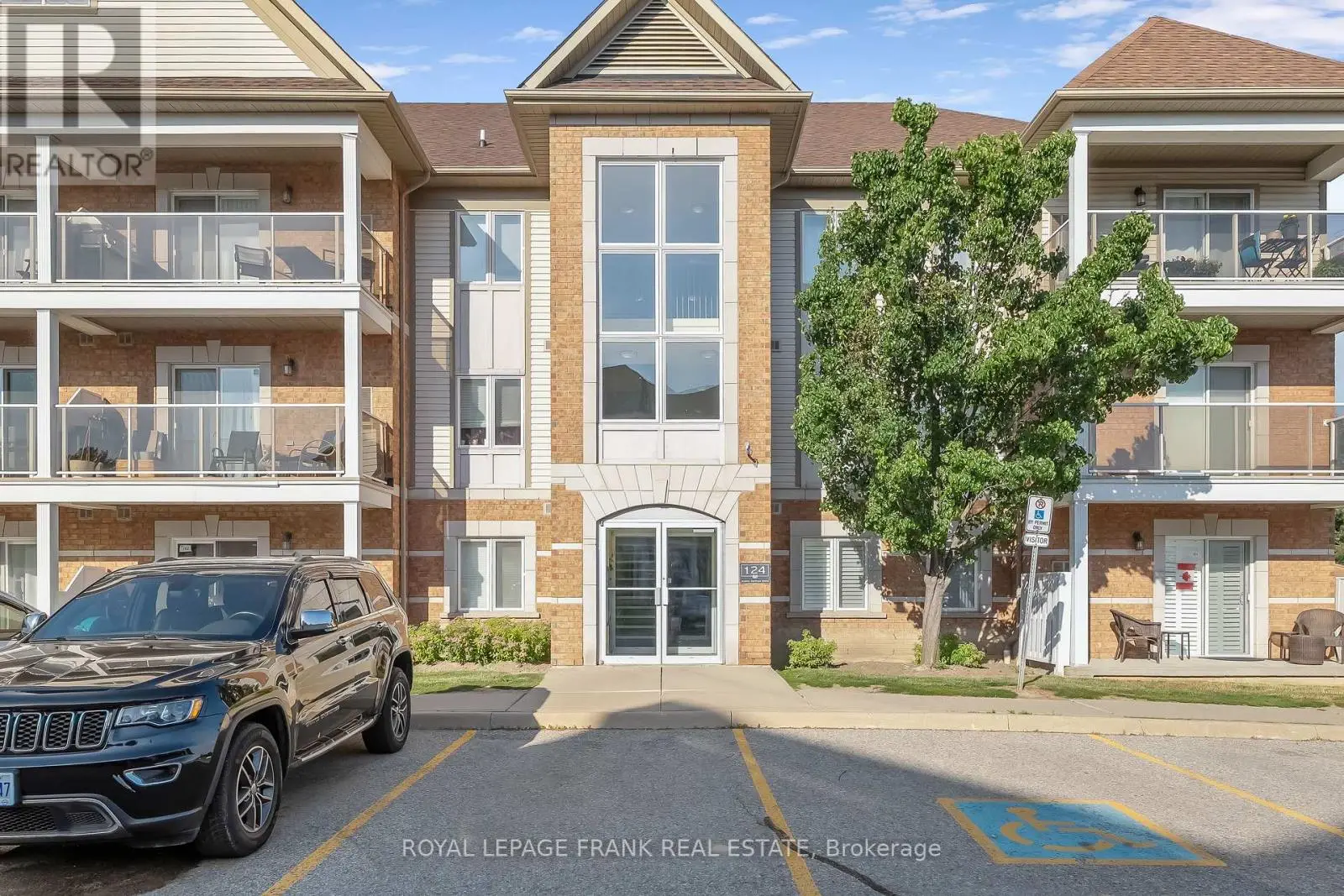 311 - 124 Aspen Springs Drive, Clarington, Ontario  L1C 0G8 - Photo 3 - E12245210