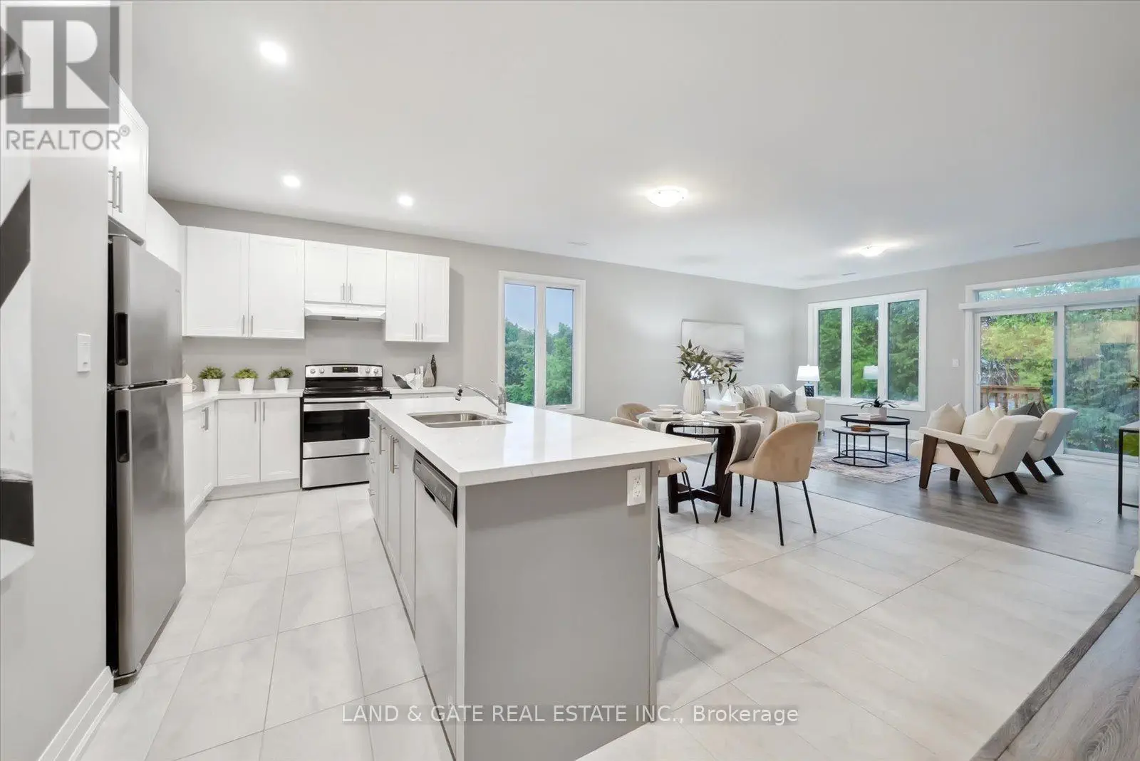 68 Lambs Lane, Clarington, Ontario  L1C 3G5 - Photo 3 - E12245237