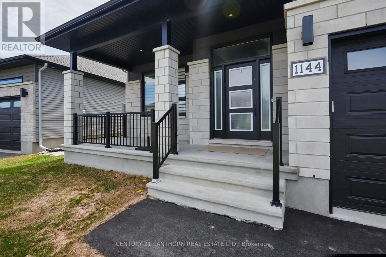 1144 Avignon Street, Russell, Ontario  K0A 1W0 - Photo 3 - X12118920