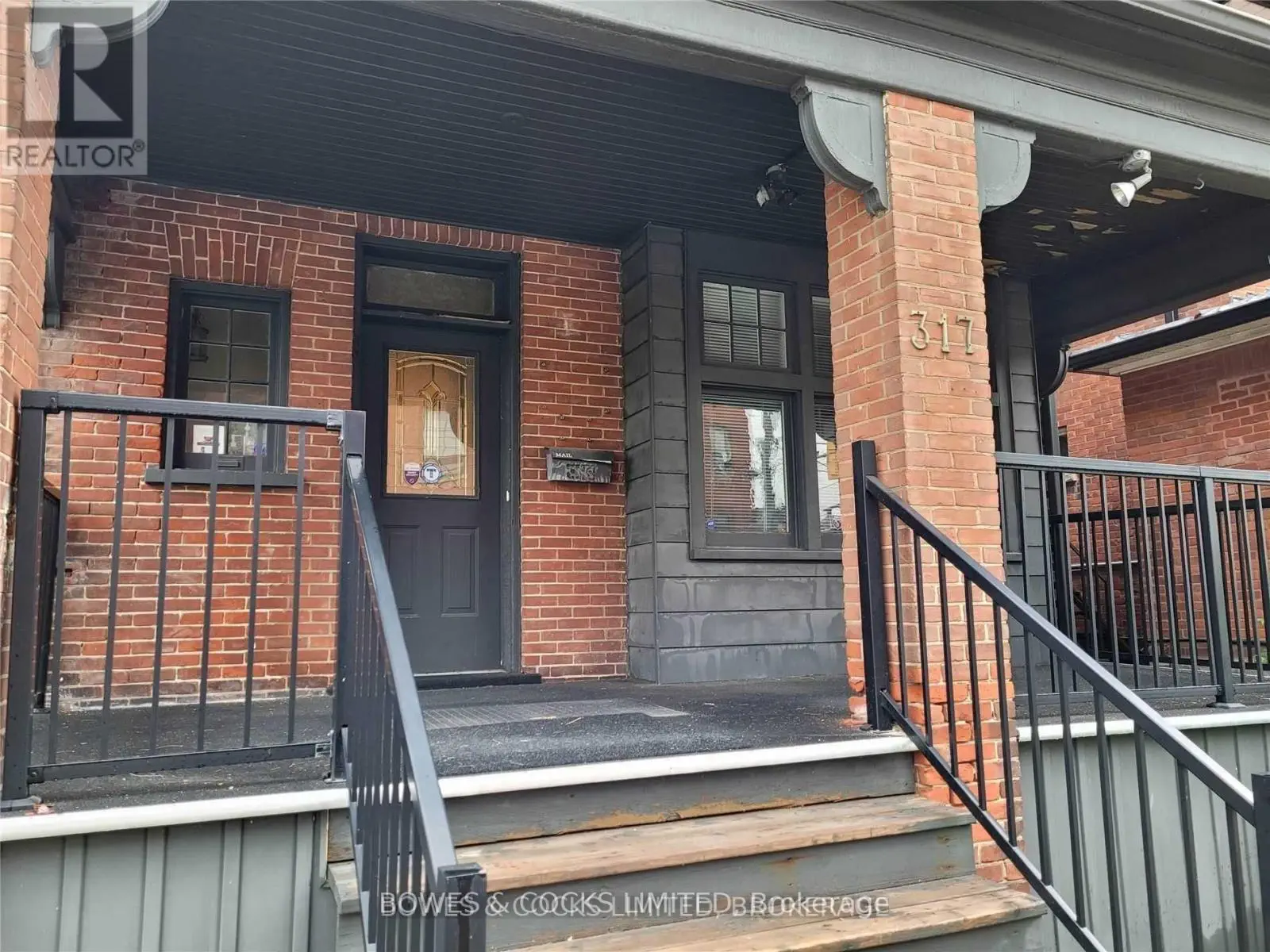 317 Reid Street, Peterborough Central, Ontario  K9J 3R2 - Photo 3 - X12245346