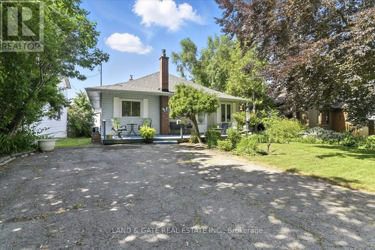 55 Muskoka Avenue, Oshawa, Ontario  L1J 1A1 - Photo 2 - E12246271