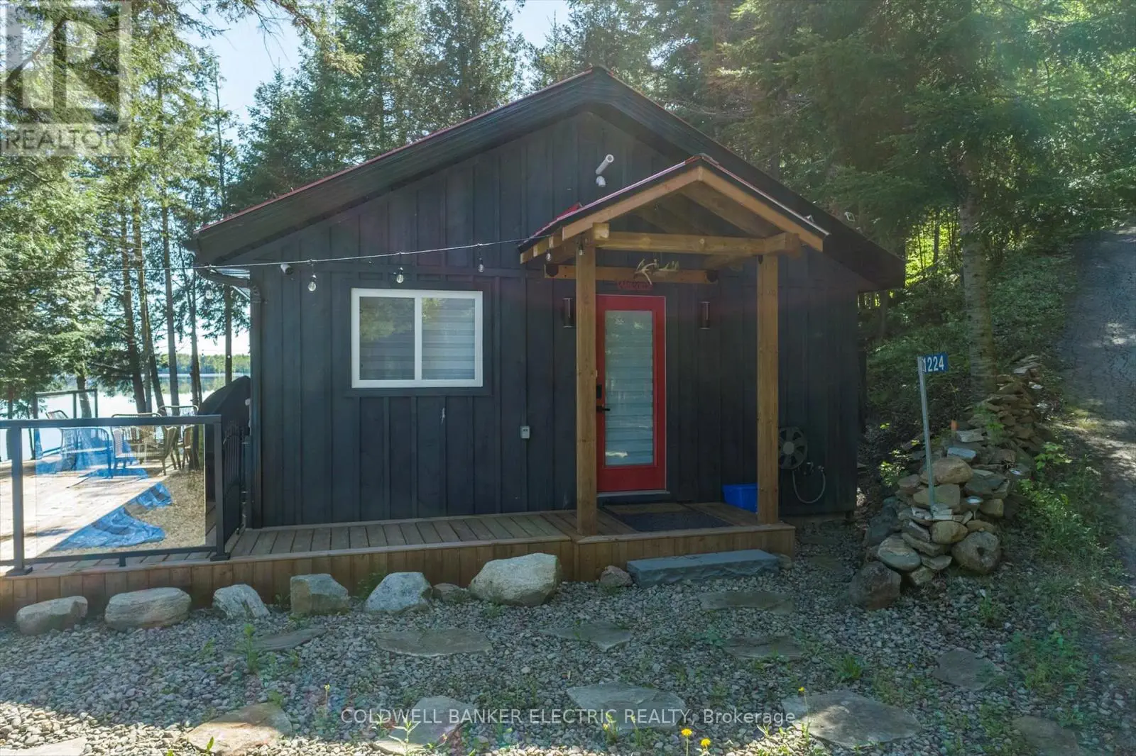 1224 Mccrackens Lane, Minden Hills, Ontario  K0M 2K0 - Photo 3 - X12246320
