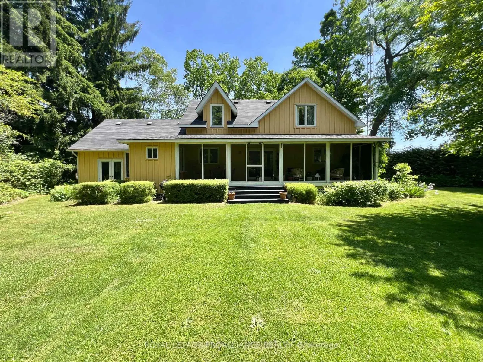 352 COUNTY ROAD 10, Prince Edward County, Ontario