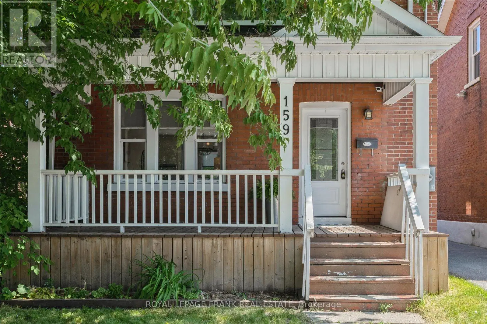159 Agnes Street, Oshawa, Ontario  L1G 1V3 - Photo 2 - E12246577