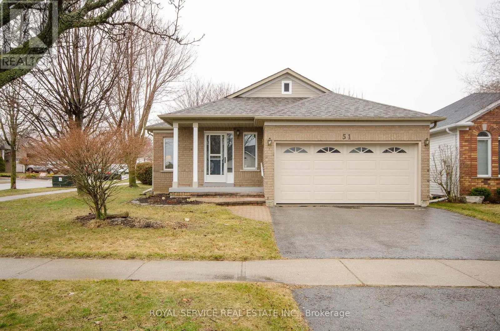 51 Huffman Drive, Port Hope, Ontario  L1A 4K1 - Photo 3 - X12246539