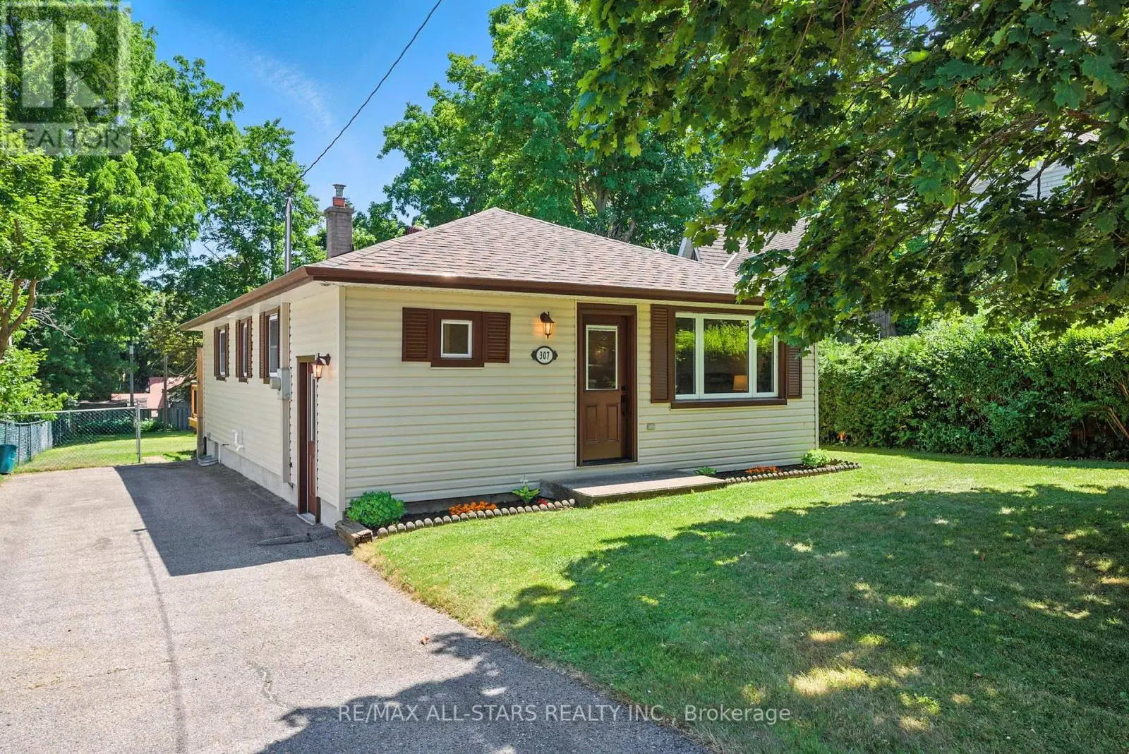 307 Cochrane Street, Scugog, Ontario  L9L 1M4 - Photo 1 - E12246838
