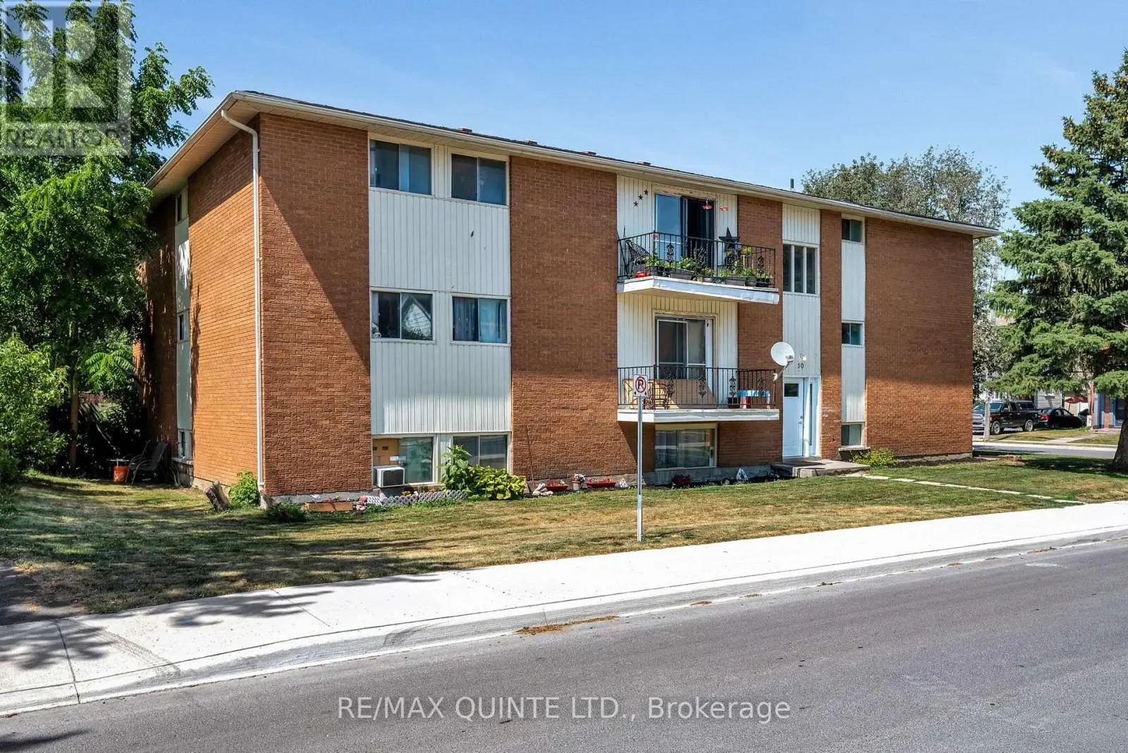 30 Henry Street, Belleville, Ontario  K8N 1N2 - Photo 1 - X12244933