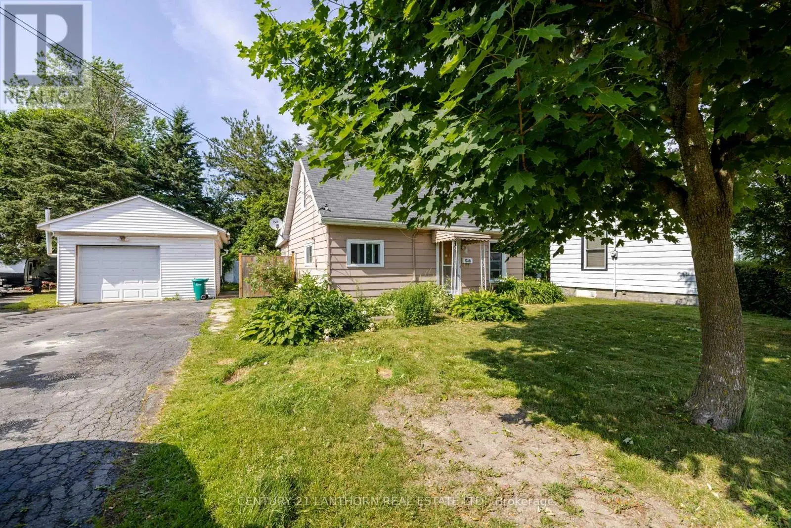 58 Kidd Avenue, Quinte West, Ontario  K8V 2C7 - Photo 3 - X12246998