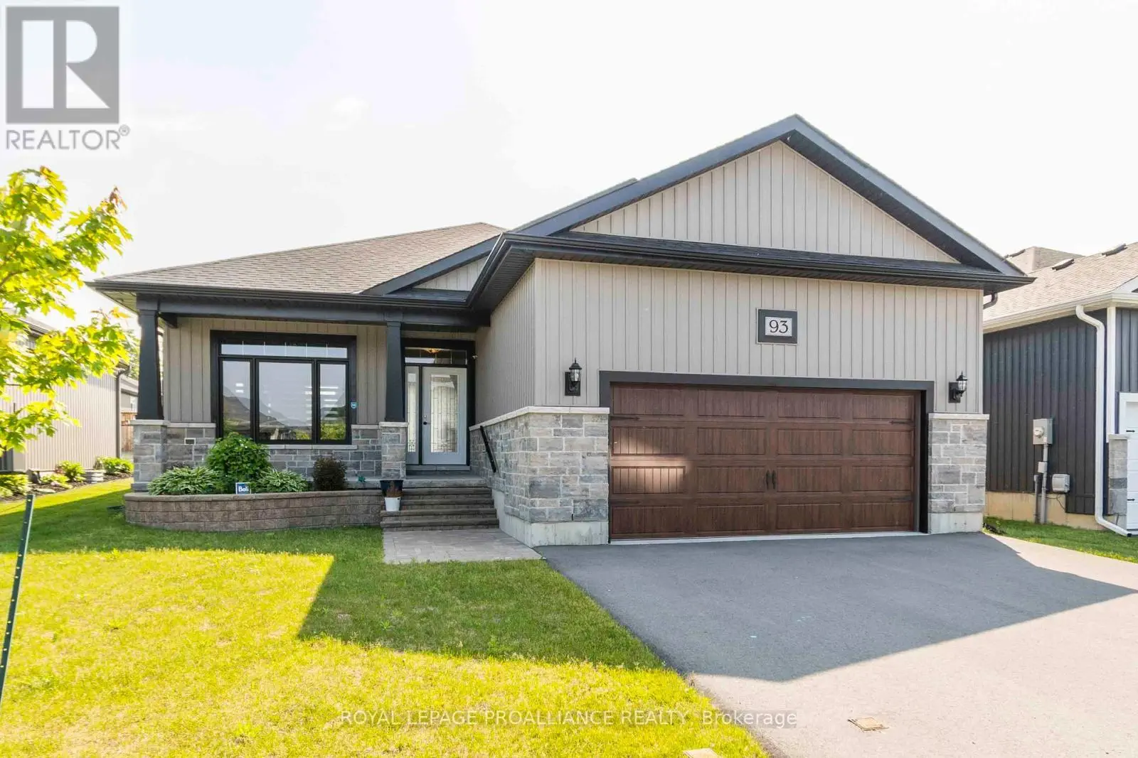 93 Ambrosia Terrace, Quinte West, Ontario  K8V 0G7 - Photo 1 - X12247149
