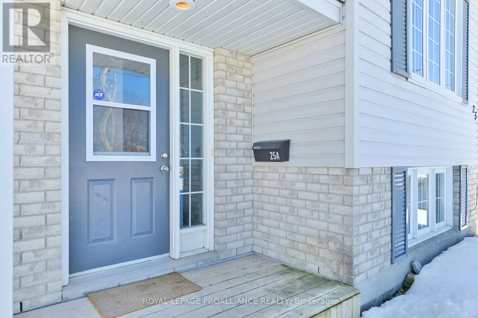 A - 25 Metcalfe Street, Quinte West, Ontario  K8V 6S9 - Photo 2 - X12247210