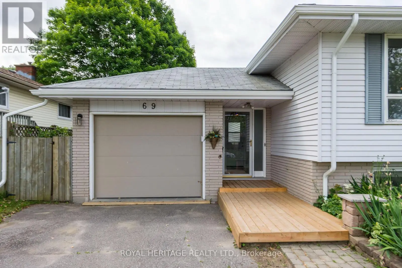 69 Brimley Court, Belleville, Ontario  K8N 5L4 - Photo 2 - X12247231