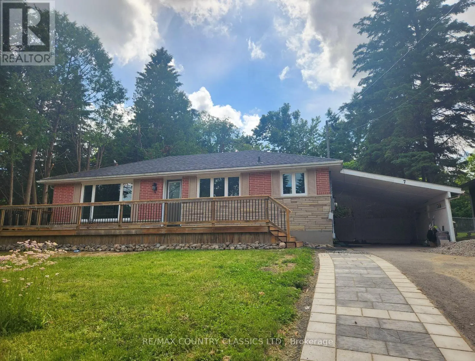 Lower - 7 Beechwood Drive, Peterborough West, Ontario  K9J 1M2 - Photo 1 - X12247292
