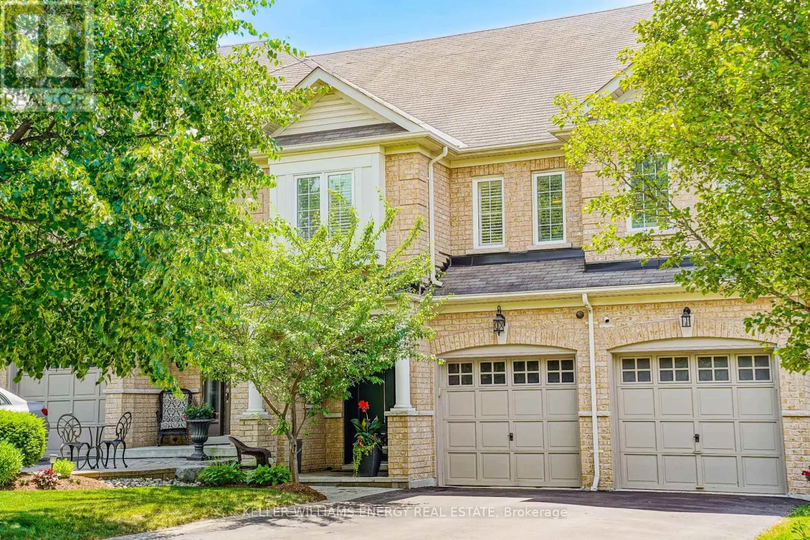 15 Fairmount Drive, Whitby, Ontario  L1R 0G3 - Photo 1 - E12247299