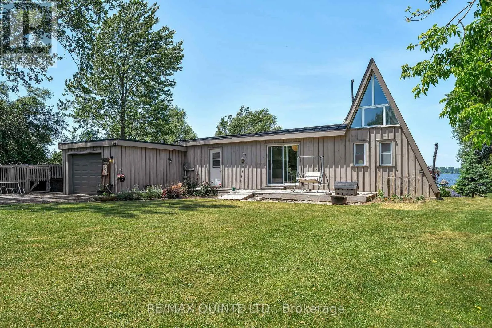 124 Onderdonk Lane, Prince Edward County, Ontario  K0K 1V0 - Photo 1 - X12247434