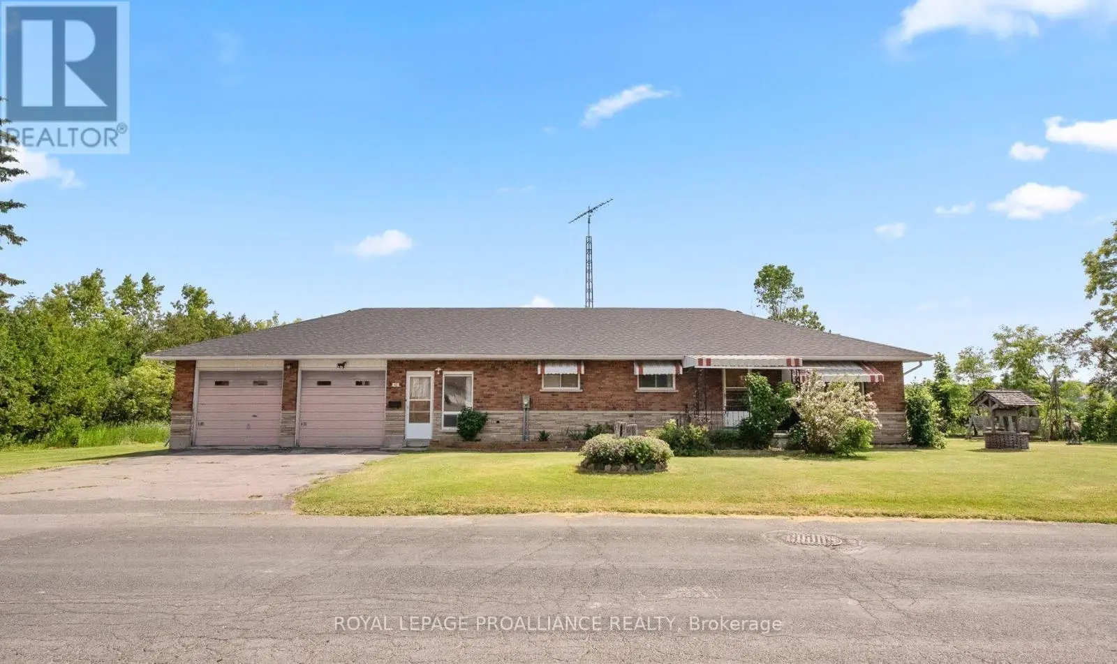 42 Elizabeth Street, Trent Hills, Ontario  K0L 1Y0 - Photo 1 - X12247482