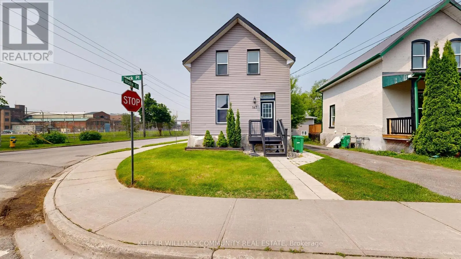 147 Park Place, Peterborough Central, Ontario  K9J 3V8 - Photo 2 - X12247507