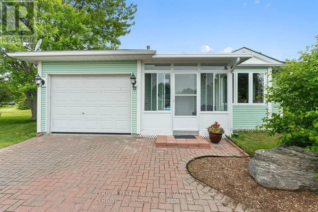 9 Reynolds Place, Prince Edward County, Ontario  K0K 3L0 - Photo 1 - X12247594