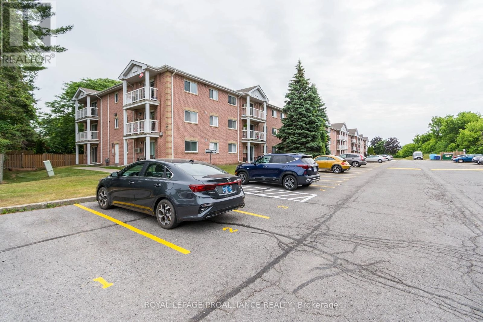301 - 175 HAIG ROAD, Belleville, Ontario