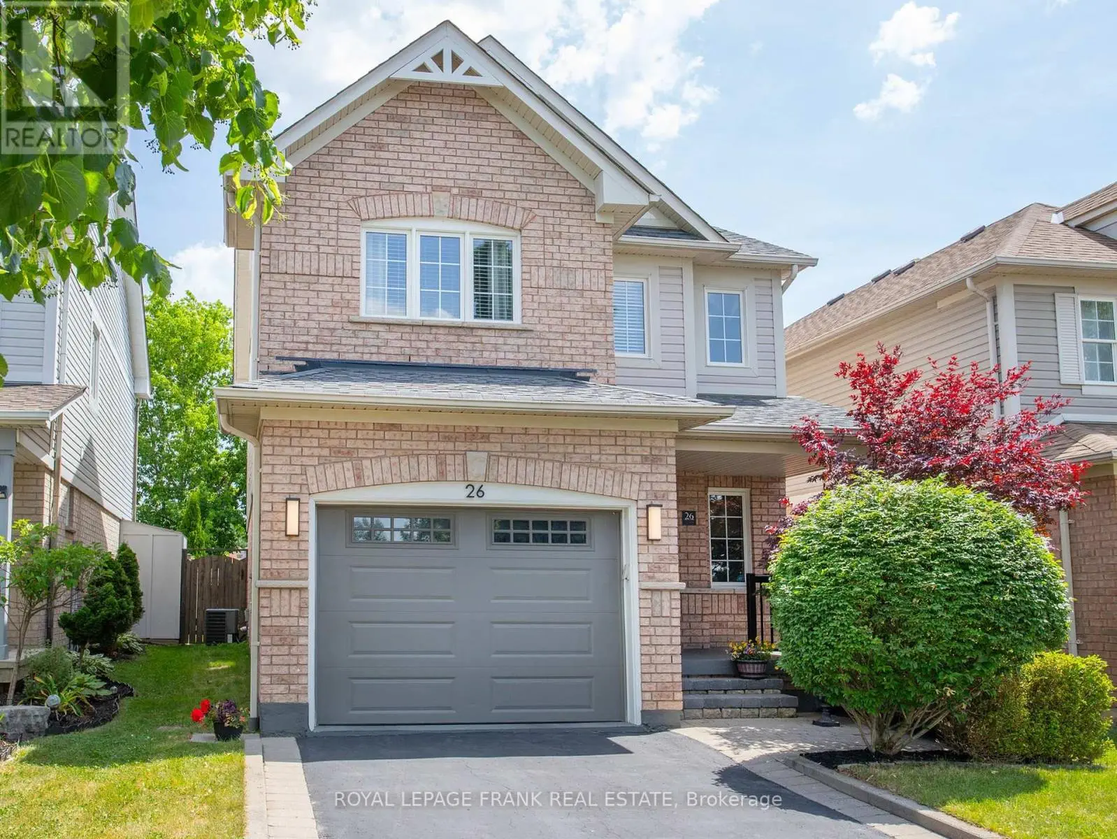 26 Juneau Crescent, Whitby, Ontario  L1R 3A3 - Photo 1 - E12247942
