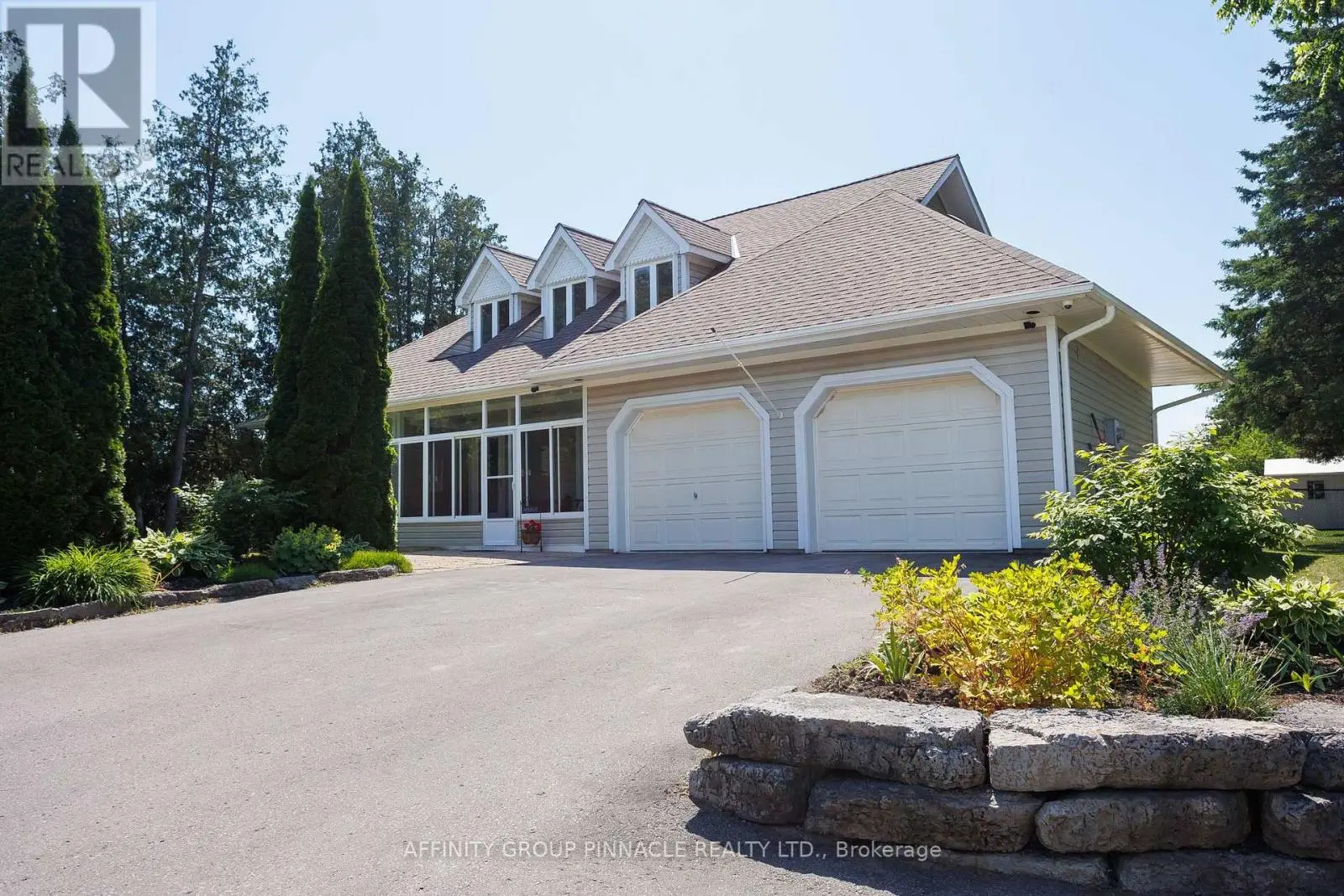 51 Lagoon Drive, Kawartha Lakes, Ontario  K0M 1N0 - Photo 1 - X12248174