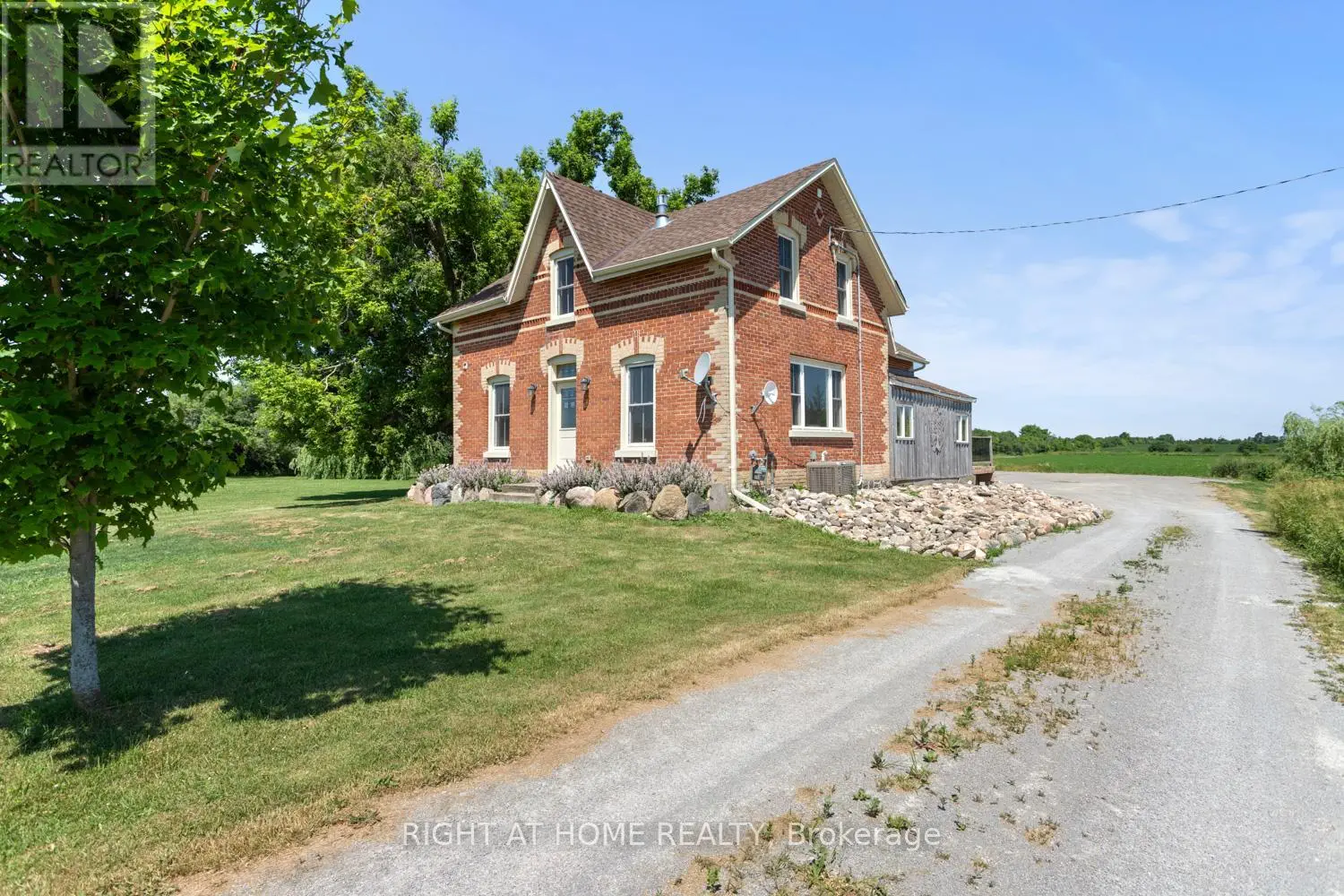 865 Regional Road 12 Road, Brock, Ontario  L0E 1E0 - Photo 2 - N12248219