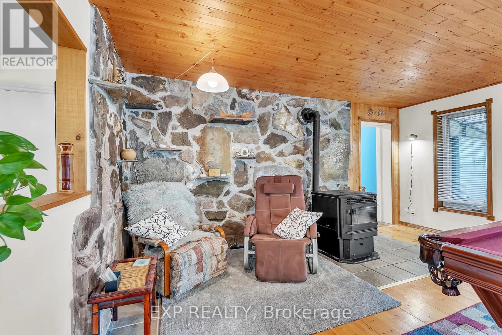 587 Scuttlehole Road, Belleville, Ontario K0K 2V0 - Photo 9 - X12248229