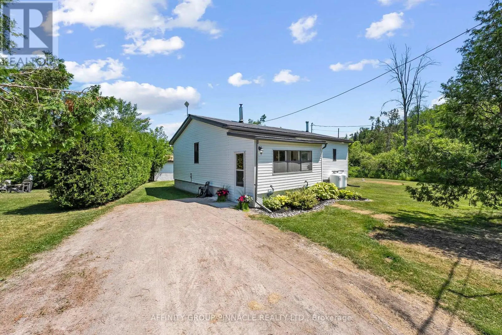 13 LEAF STREET, Kawartha Lakes, Ontario