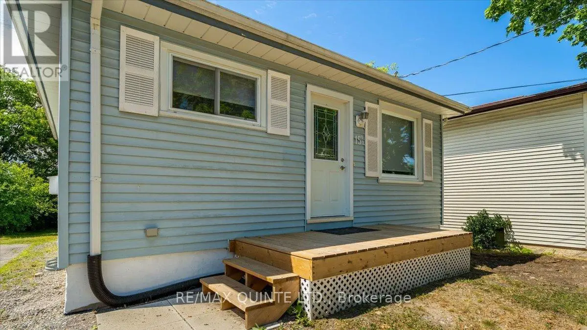 15 1/2 Mccann Street, Quinte West, Ontario  K8V 1W2 - Photo 2 - X12249443