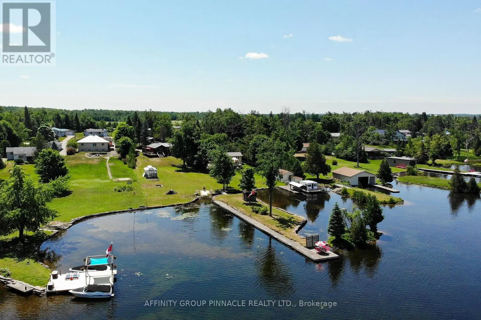 63 Robinson Avenue, Kawartha Lakes, Ontario  K0M 2B0 - Photo 1 - X12249458