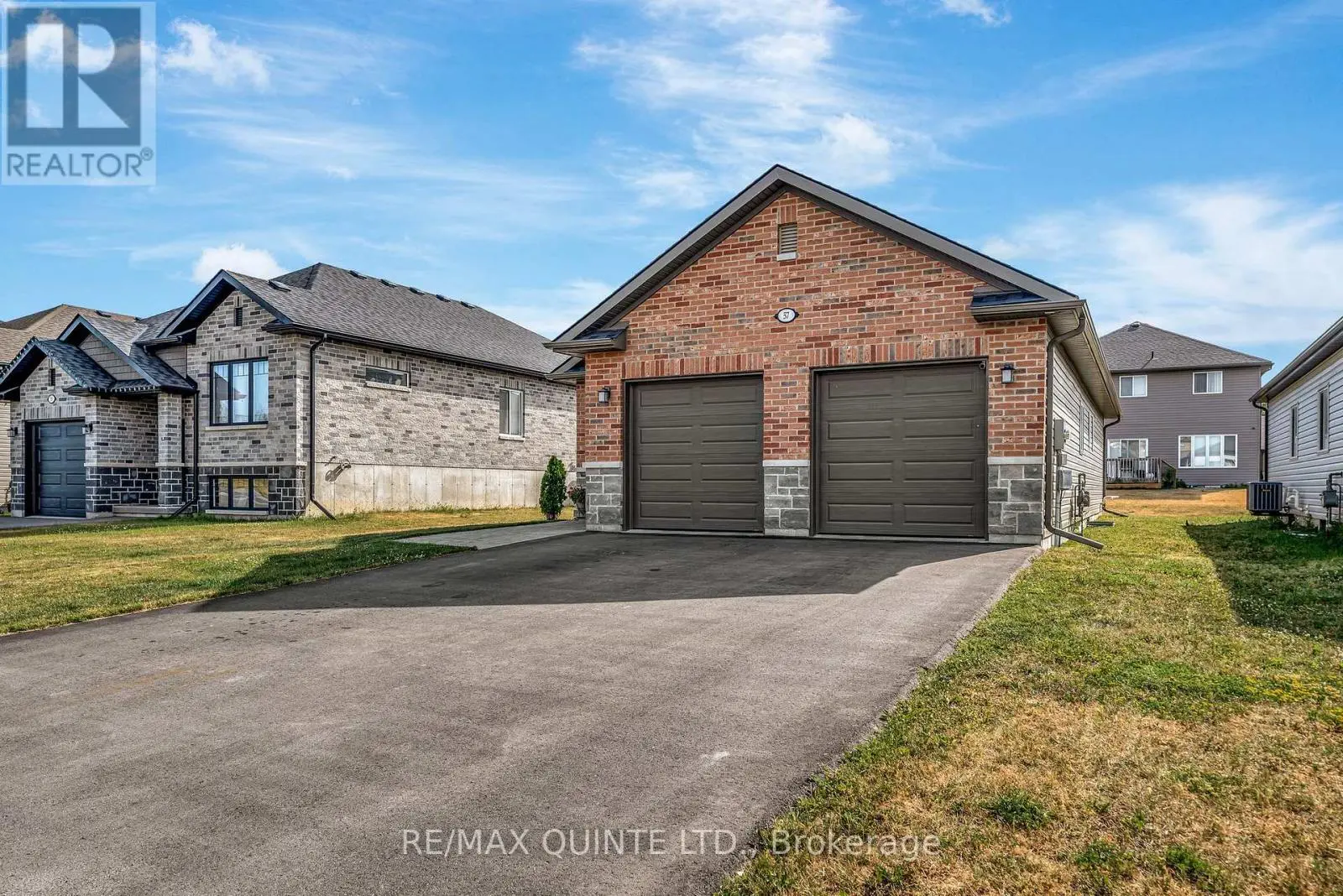 57 Redwood Drive, Belleville, Ontario  K8N 0K3 - Photo 2 - X12249473