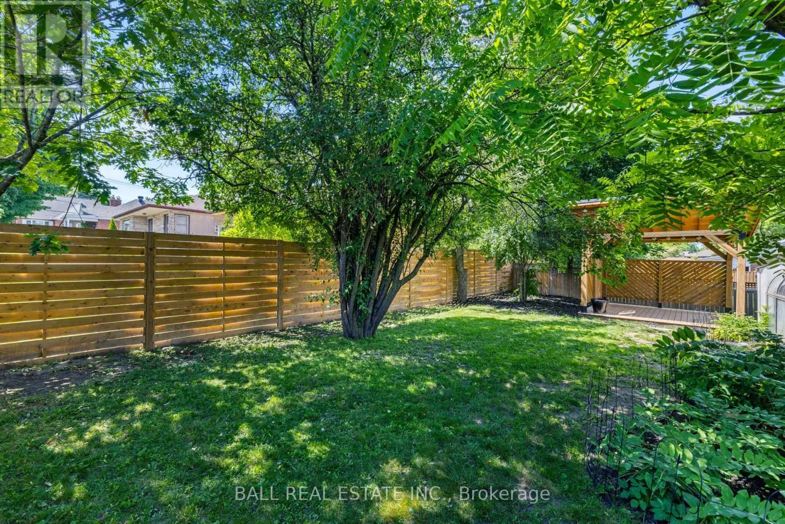10 Anne Street, Peterborough Central, Ontario  K9J 4S5 - Photo 3 - X12249671