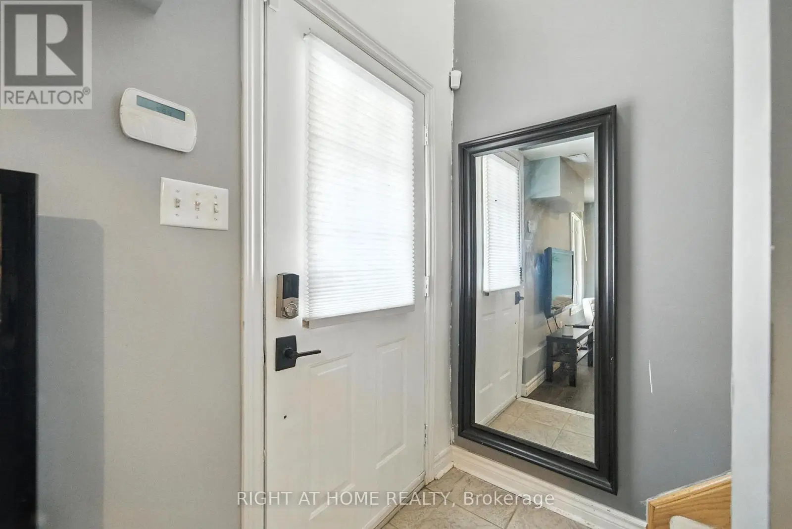 3 Pottle Lane, Ajax, Ontario  L1S 7S4 - Photo 2 - E12249918