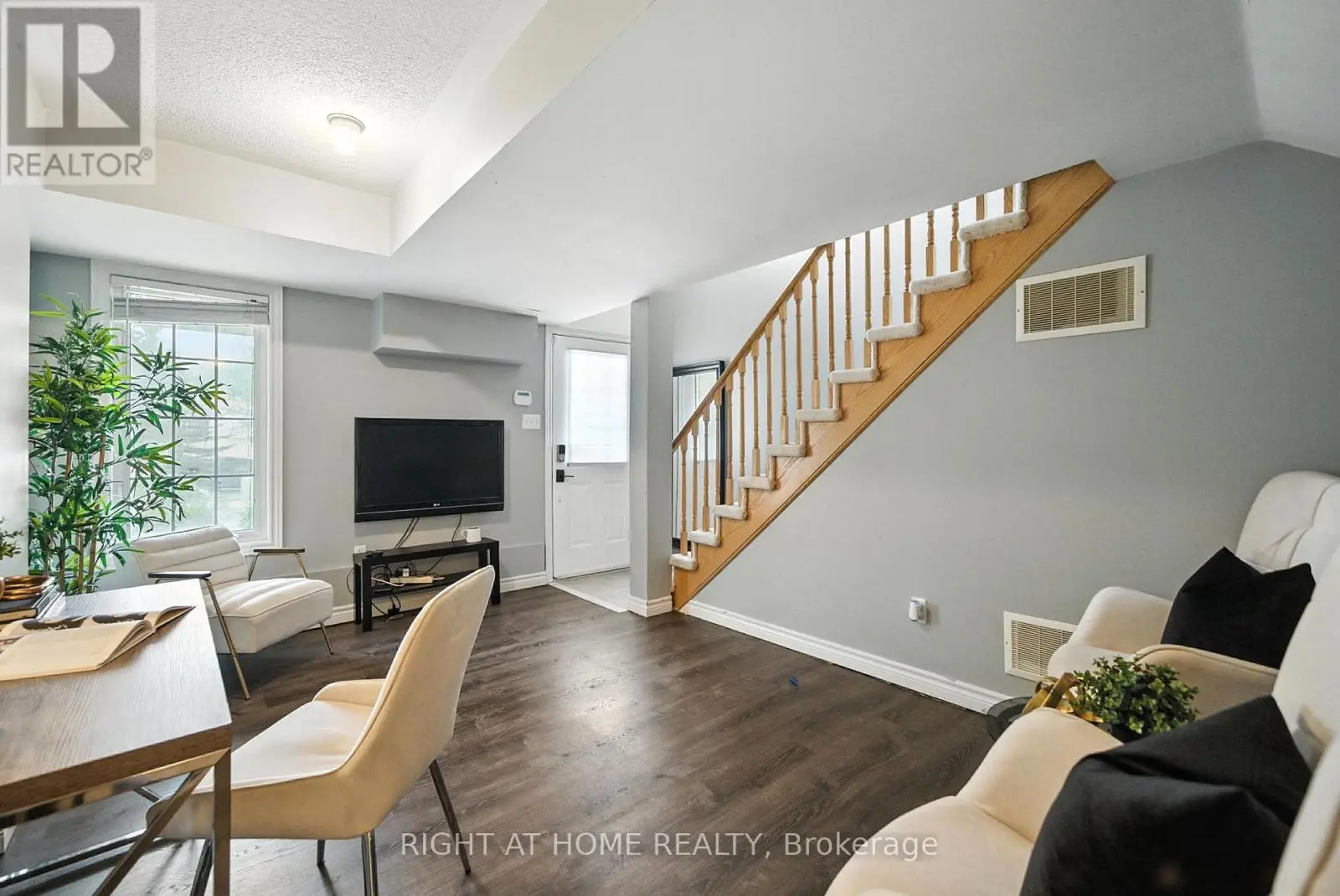3 Pottle Lane, Ajax, Ontario  L1S 7S4 - Photo 3 - E12249918