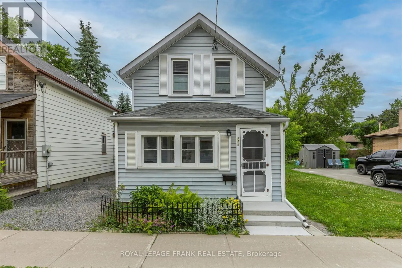 715 Chamberlain Street, Peterborough Central, Ontario  K9J 4M2 - Photo 1 - X12250113