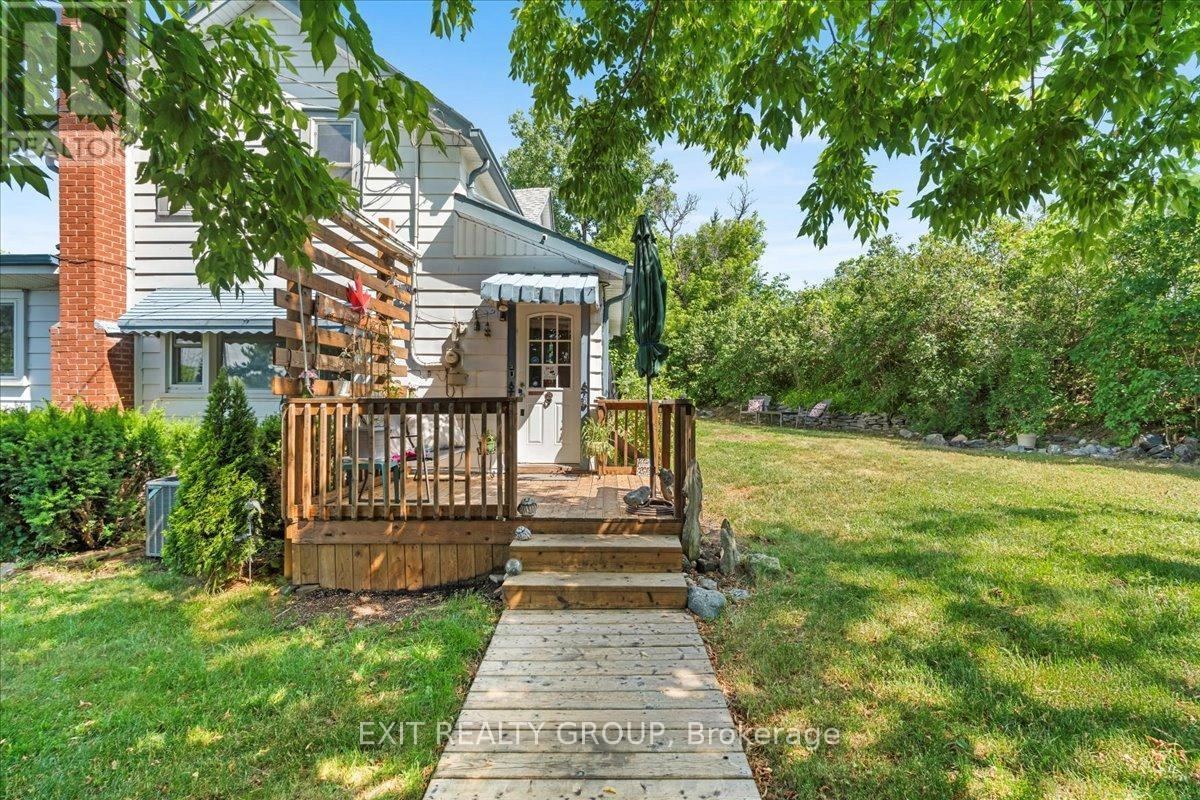 358 Riverside Parkway, Quinte West, Ontario  K0K 2C0 - Photo 2 - X12250328