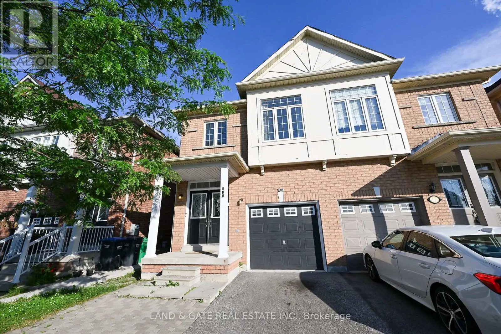 100 Kilrea Way, Brampton, Ontario  L6X 0R3 - Photo 3 - W12250525