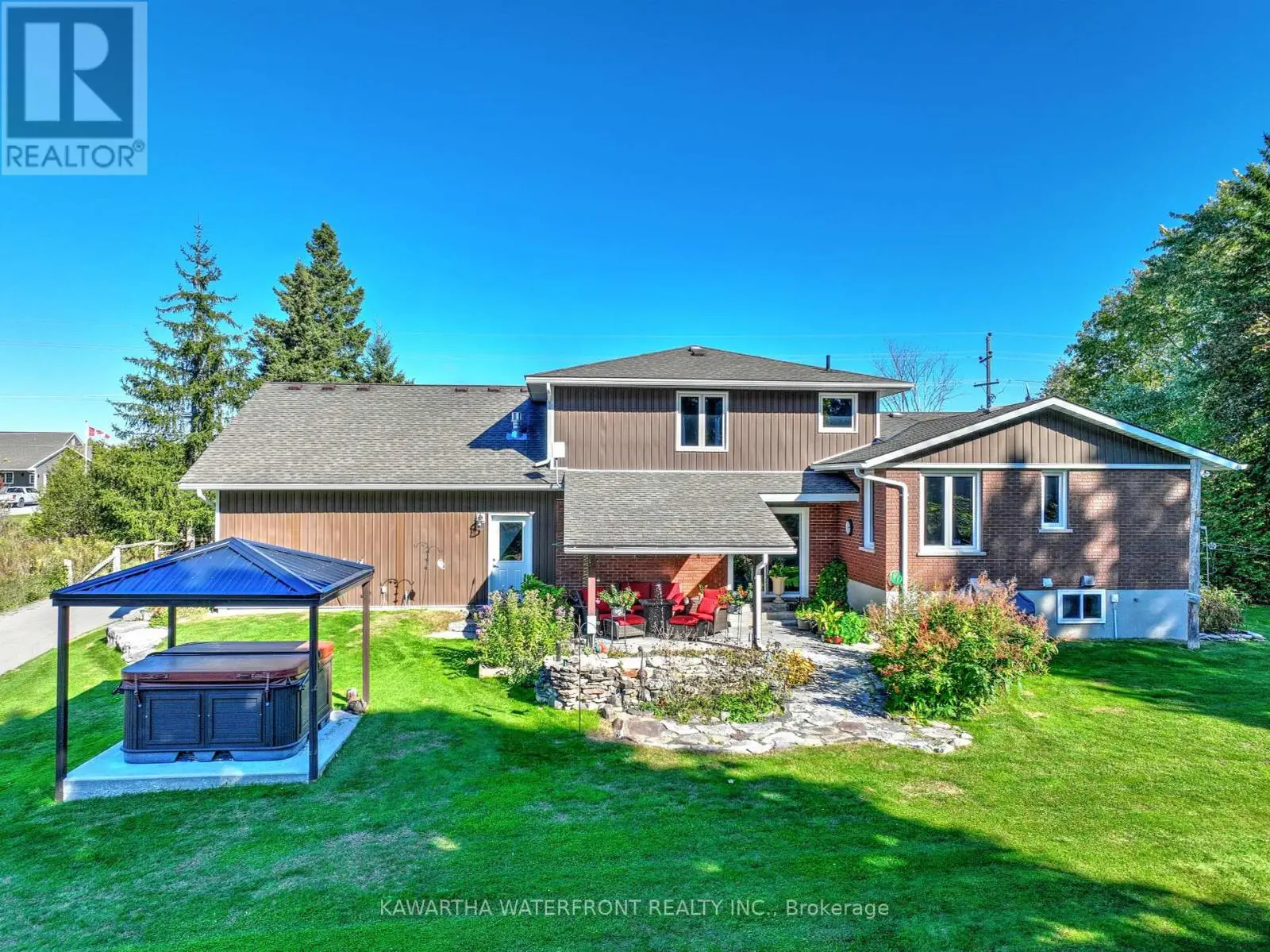 33 Northline Road, Kawartha Lakes, Ontario  K0M 1N0 - Photo 3 - X12250489