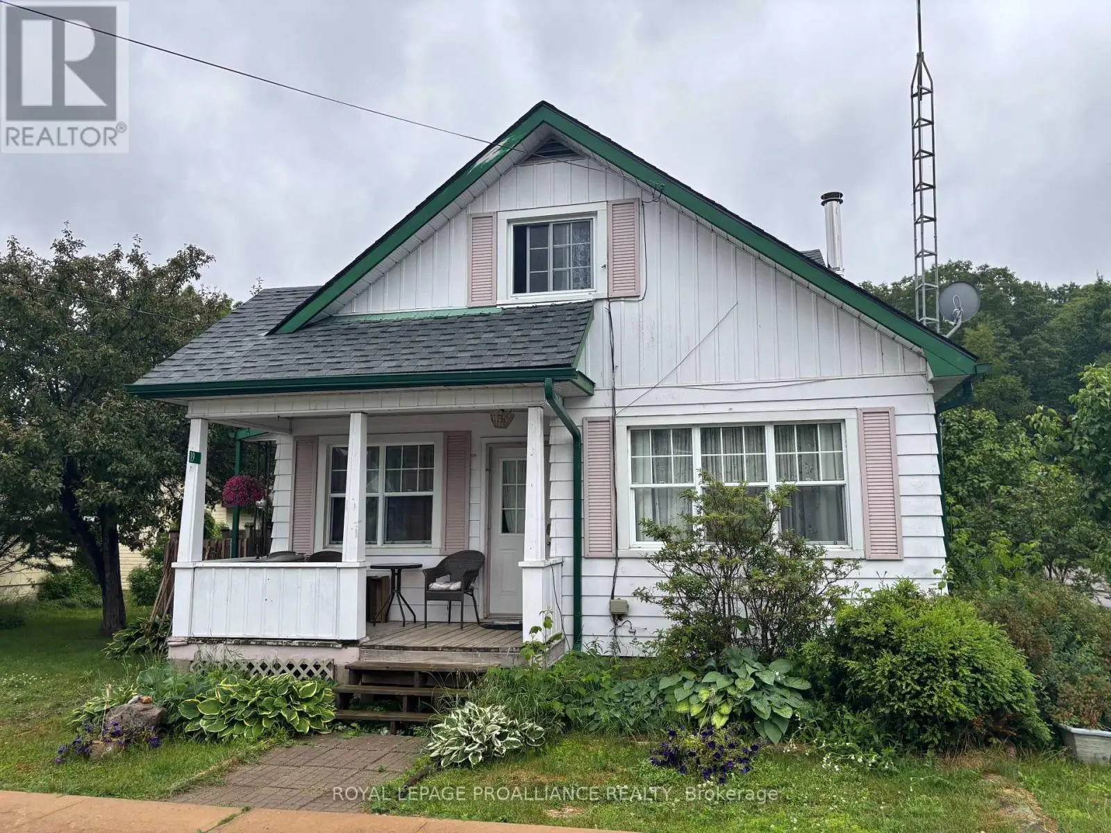 19 Wilno Street, Madawaska Valley, Ontario  K0J 1B0 - Photo 1 - X12195313